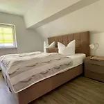 Zum Hirsch Szálloda Unterweißbach