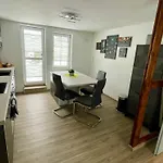 Zum Hirsch Szálloda