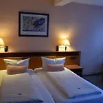 Zum Hirsch 3* Unterweißbach