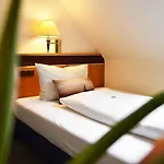 Szálloda Zum Hirsch Unterweißbach