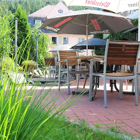 Zum Hirsch Hotel